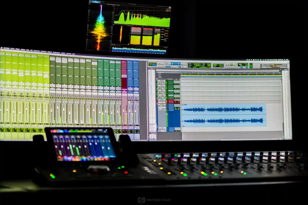 Mixage haute qualité Reponse Studio avec des systèmes d'analyses extrêmement puissants 