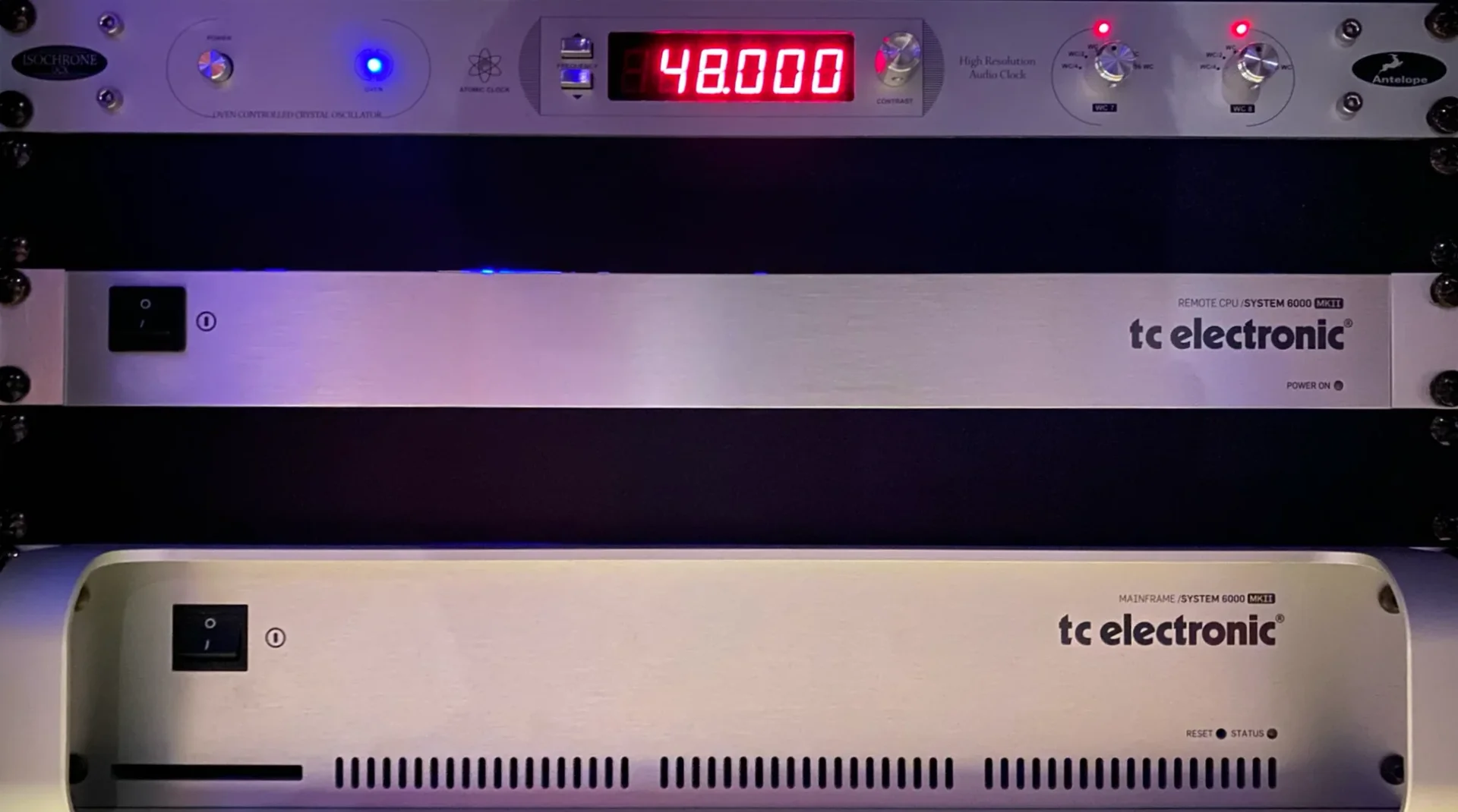 TC Electronic System 6000 l'un des meilleurs système de mastering au monde qui donne un son chaud et extrêmement puissant pour vos productions musicales TC Electronic System 6000 l'un des meilleurs système de mastering au monde qui donne un son chaud et extrêmement puissant